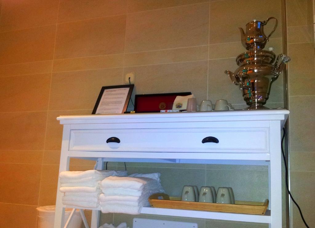 Hotel Aquila D'Oro Misano Adriatico Eksteriør billede
