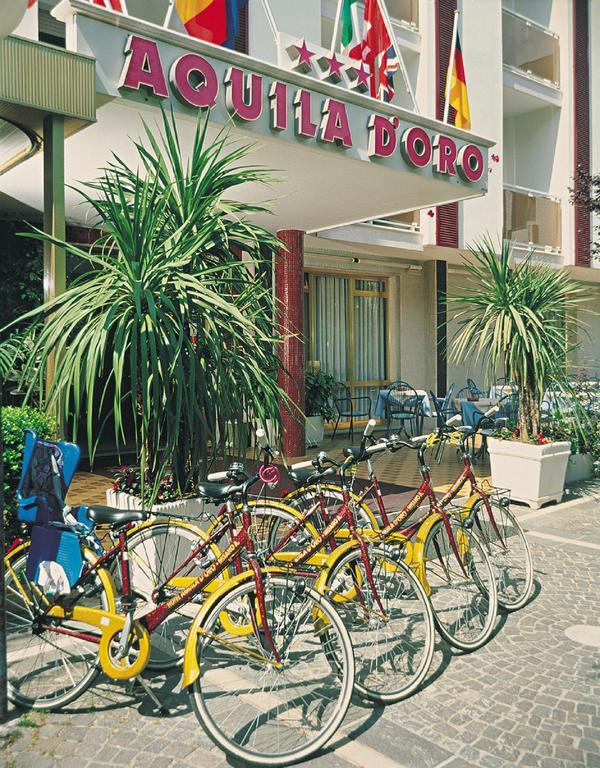 Hotel Aquila D'Oro Misano Adriatico Eksteriør billede