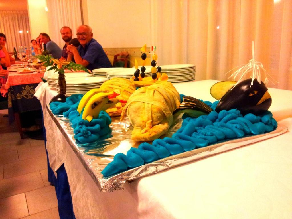 Hotel Aquila D'Oro Misano Adriatico Eksteriør billede